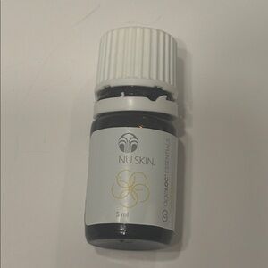 Nu Skin ageloc essentials jasmine Face Oil 5ml